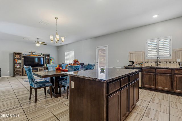 209 REIGATE Drive, El Paso, TX 79928