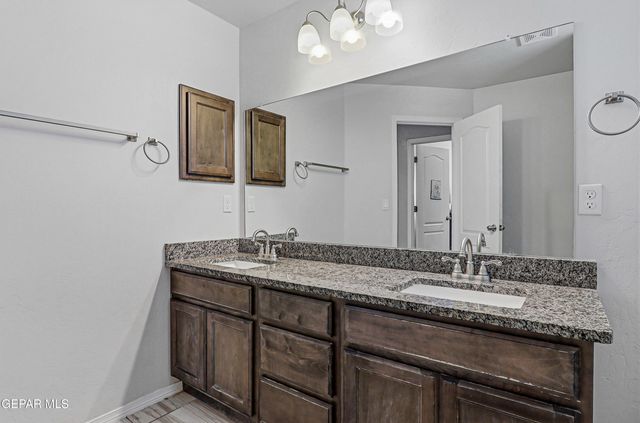209 REIGATE Drive, El Paso, TX 79928