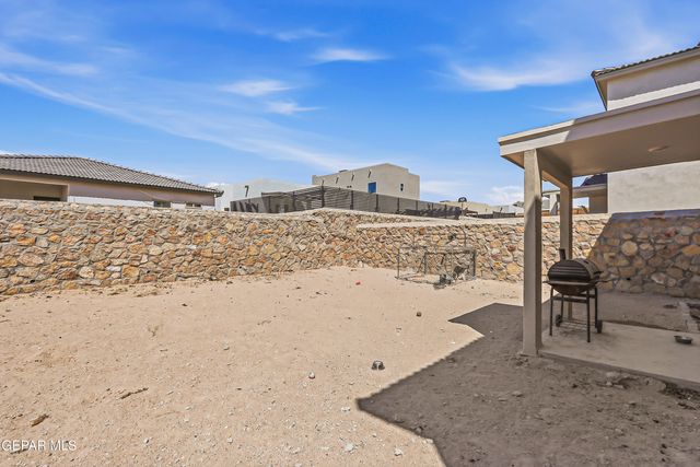 209 REIGATE Drive, El Paso, TX 79928
