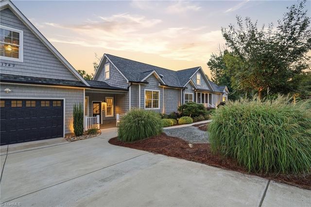 1742 Riverview Road, Lexington, NC 27292