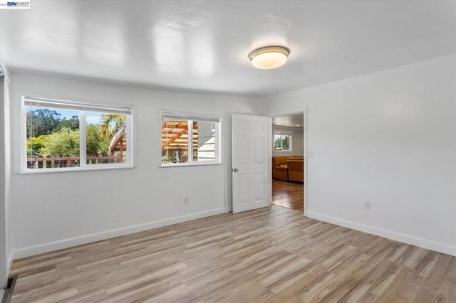 26770 Hayward Blvd, Hayward, CA 94542