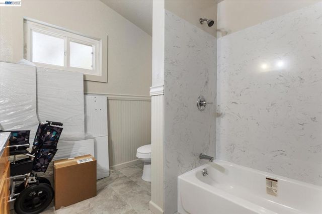 26770 Hayward Blvd, Hayward, CA 94542