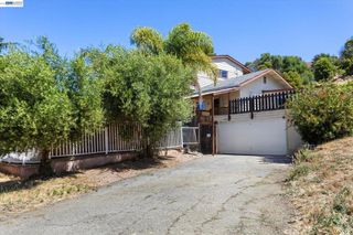 26770 Hayward Blvd, Hayward, CA 94542