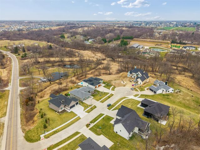 545 El Dorado Court, Waukee, IA 50263