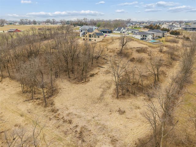 545 El Dorado Court, Waukee, IA 50263