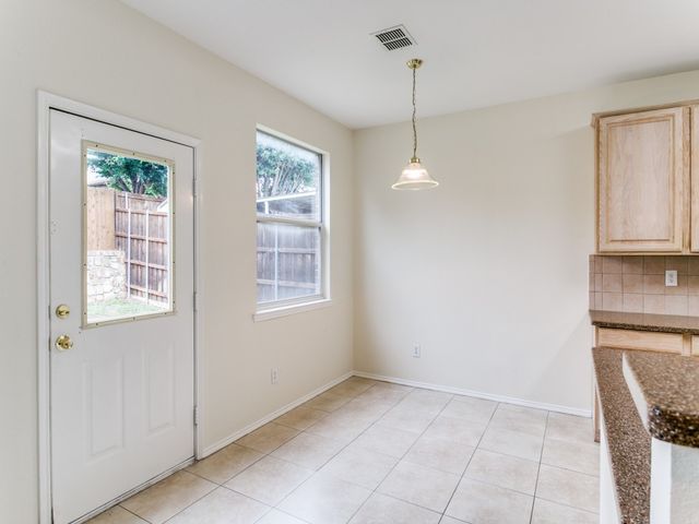 1105 Windhaven Circle, Lewisville, TX 75067