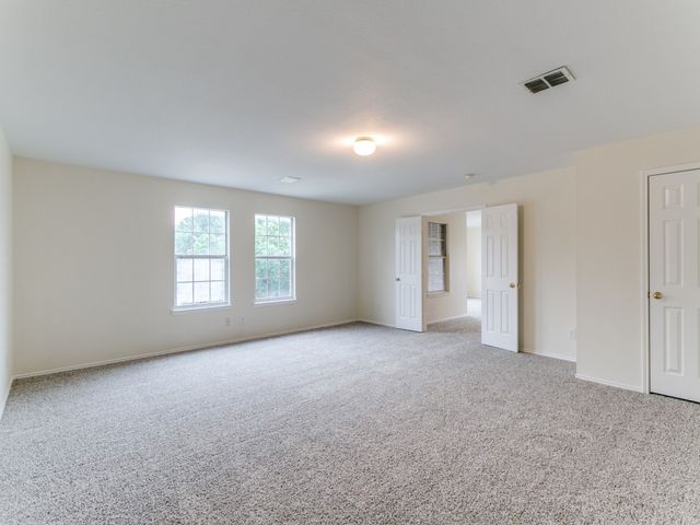 1105 Windhaven Circle, Lewisville, TX 75067