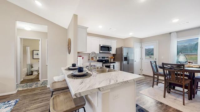 8076 S 290th East Avenue, Broken Arrow, OK 74014