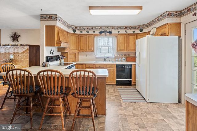 264 HOPEWELL AVE, Mount Jackson, VA 22842