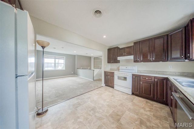 1805 Briarwood Drive, Rolla, MO 65401