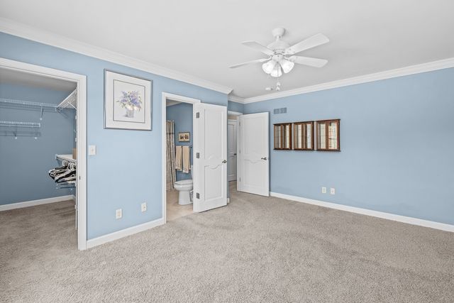 3215 E Locust Street 15, Davenport, IA 52803