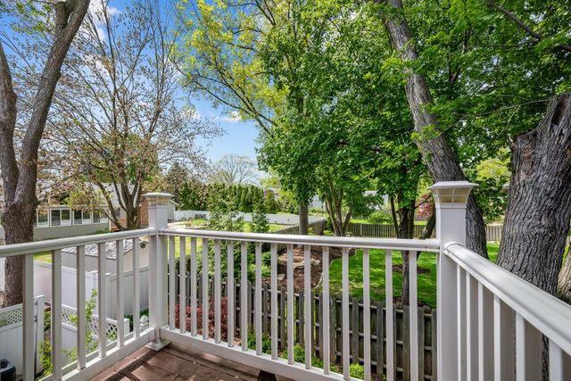 3215 E Locust Street 15, Davenport, IA 52803