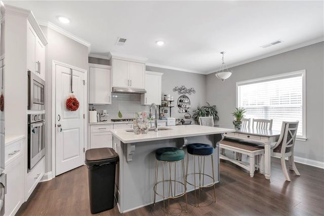 2627 Chase Ridge, Kennesaw, GA 30144