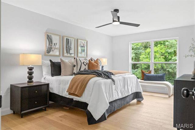408 Coventry Trail Lane, Maryland Heights, MO 63043
