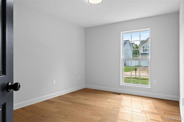 408 Coventry Trail Lane, Maryland Heights, MO 63043