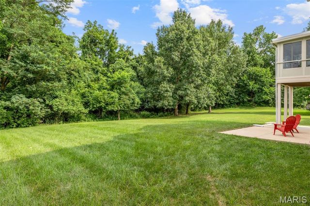 408 Coventry Trail Lane, Maryland Heights, MO 63043