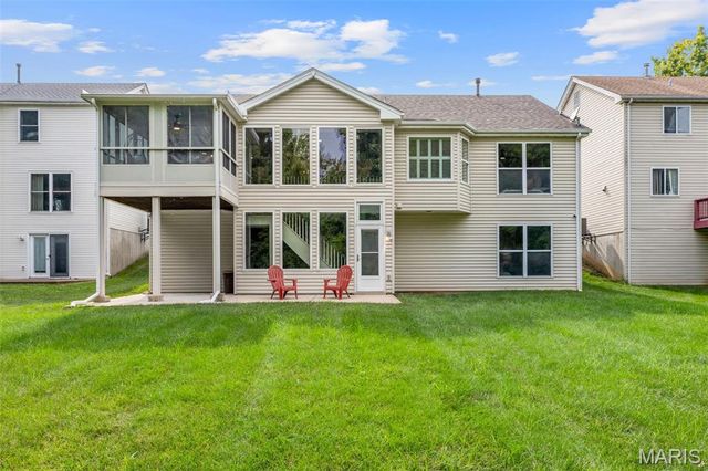 408 Coventry Trail Lane, Maryland Heights, MO 63043