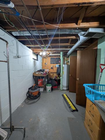 4059 S Alexander AVENUE, Saint Francis, WI 53235