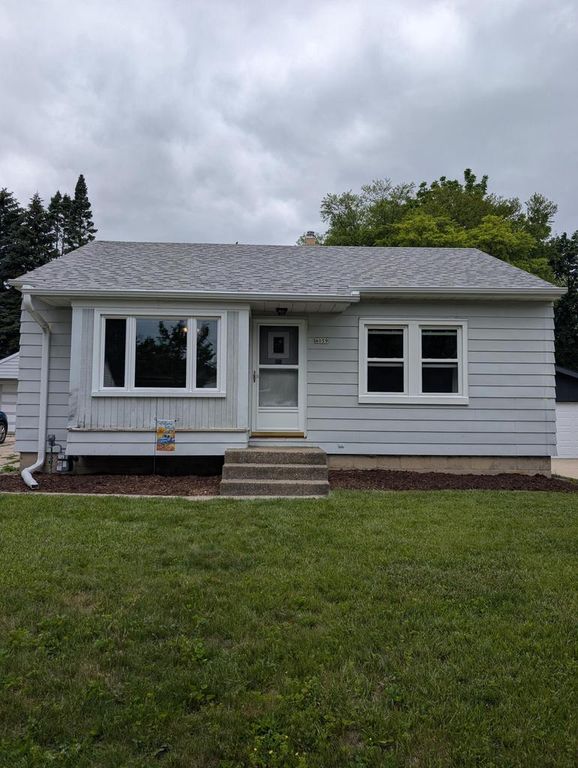 4059 S Alexander AVENUE, Saint Francis, WI 53235