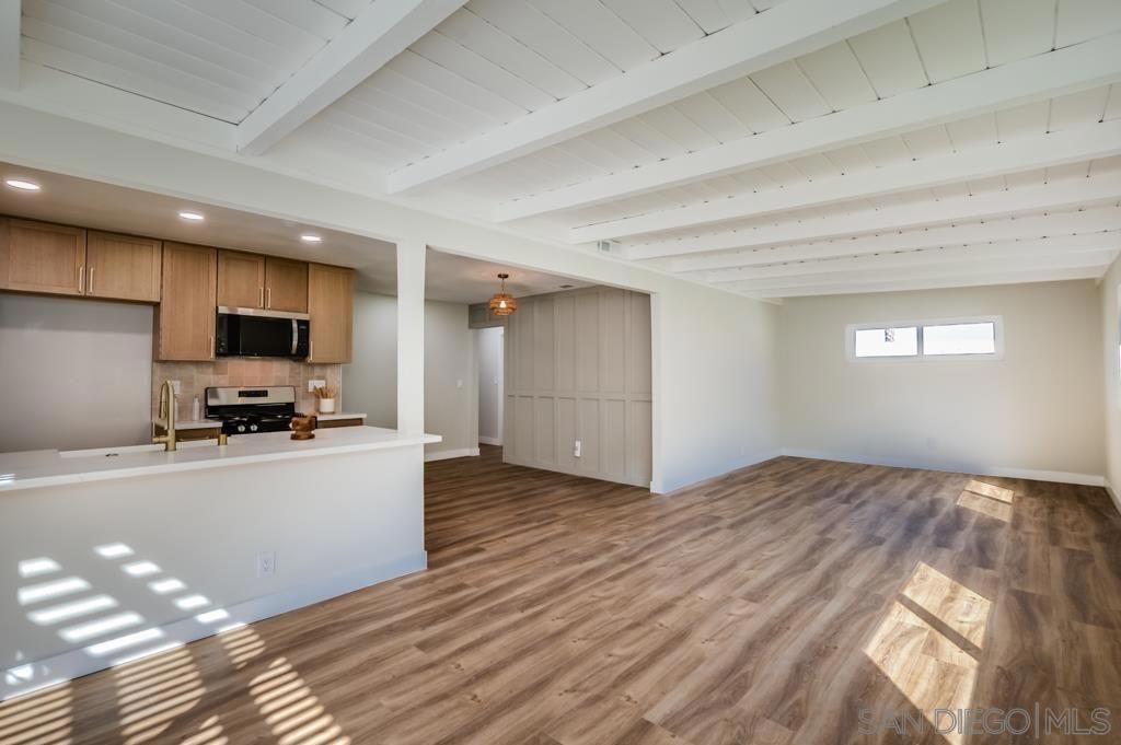 209 Meadowbrook Dr, San Diego, CA 92114 — photo 5