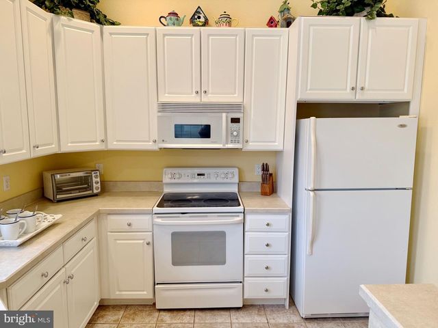 176 OCTOBER GLORY AVE, Ocean View, DE 19970