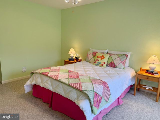 176 OCTOBER GLORY AVE, Ocean View, DE 19970