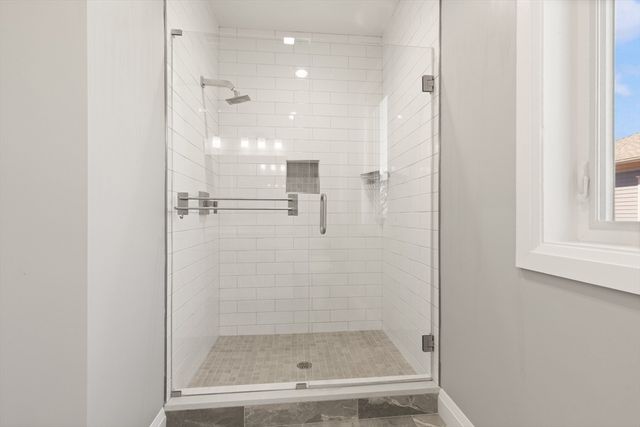91 Crafts St 91, Newton, MA 02458