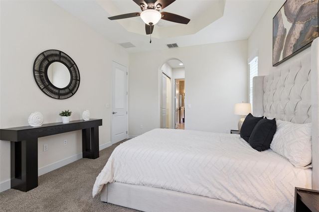 1121 GARDENSHIRE LANE, Deland, FL 32724