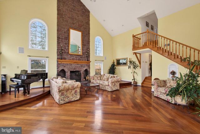 1931 TEMPLE RD, Pottstown, PA 19465