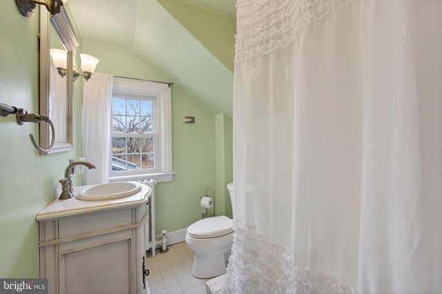 1931 TEMPLE RD, Pottstown, PA 19465