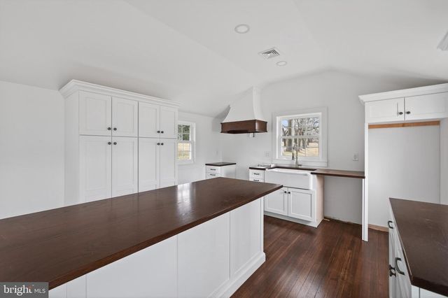 1931 TEMPLE RD, Pottstown, PA 19465