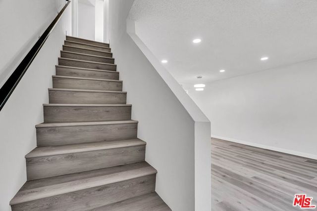 15125 Nordhoff Street 20, North Hills, CA 91343