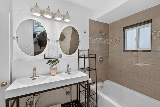 4424 12th Ave, Sacramento, CA 95820