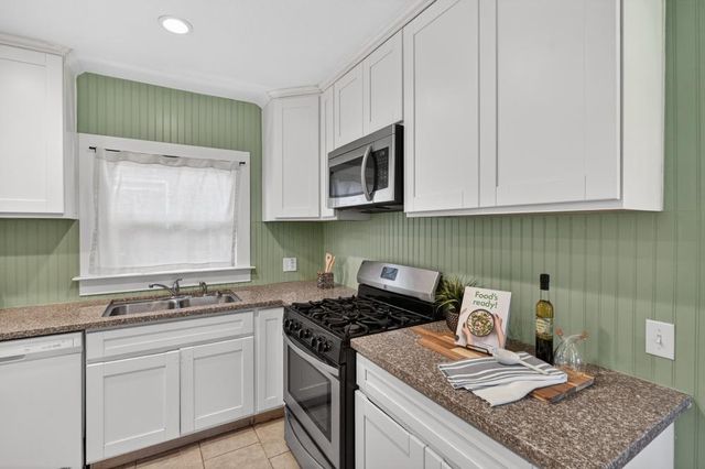 4424 12th Ave, Sacramento, CA 95820