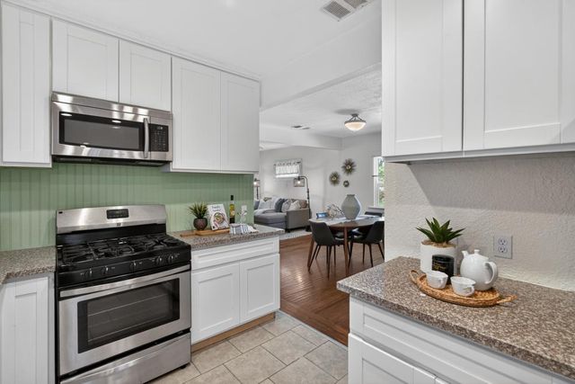 4424 12th Ave, Sacramento, CA 95820