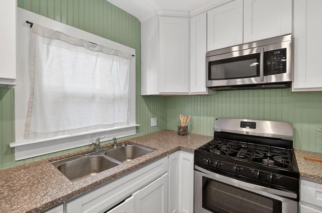 4424 12th Ave, Sacramento, CA 95820