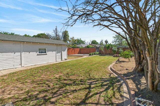 4424 12th Ave, Sacramento, CA 95820