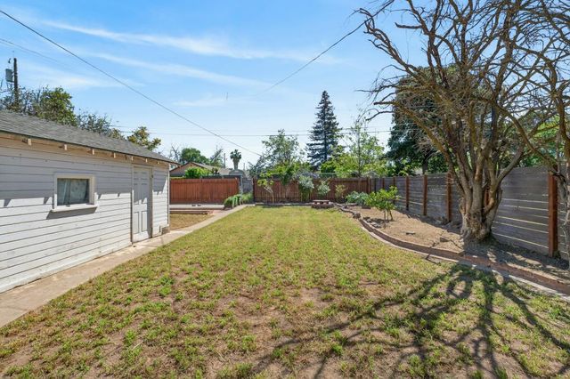 4424 12th Ave, Sacramento, CA 95820