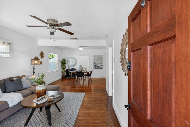 4424 12th Ave, Sacramento, CA 95820