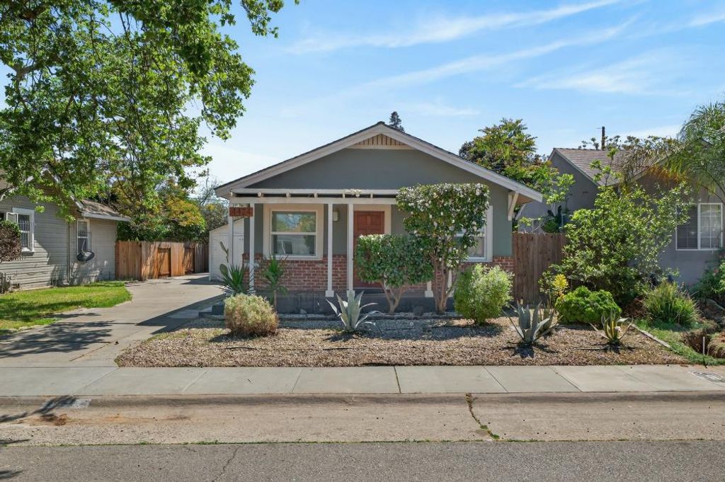 4424 12th Ave, Sacramento, CA 95820