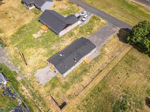 255 SW Railroad St, Creston, WA 99117