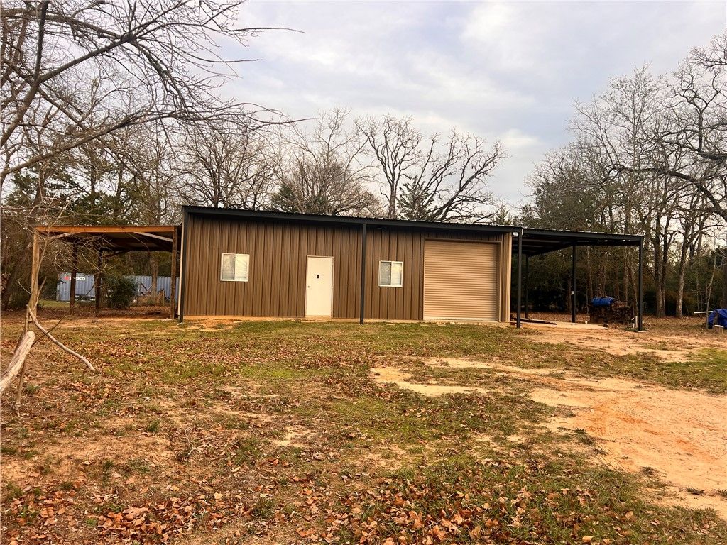 159 LCR 904, Jewett, TX 75846