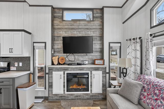 8018 County Road 28 SW, Alexandria, MN 56308