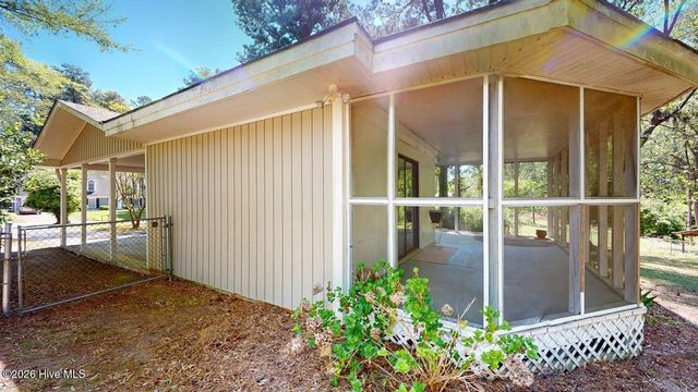 245 S Hillcrest Drive, Goldsboro, NC 27534