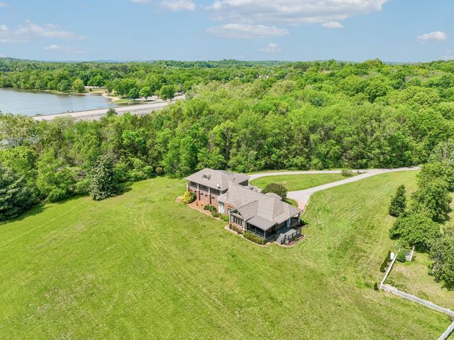 2836 Academy Rd, Lebanon, TN 37087