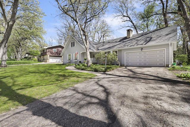 6651 Columbus Drive, Middleton, WI 53562