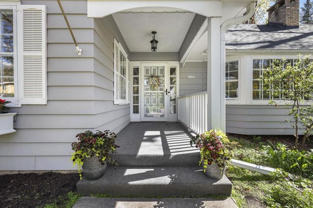 6651 Columbus Drive, Middleton, WI 53562