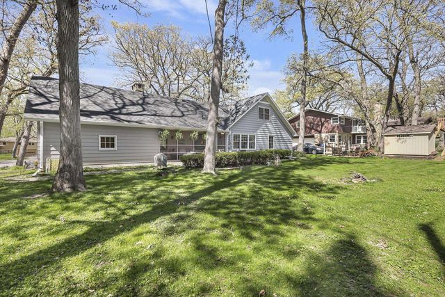 6651 Columbus Drive, Middleton, WI 53562