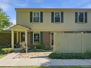 3404 Gingell Drive, Lake Orion, MI 48359