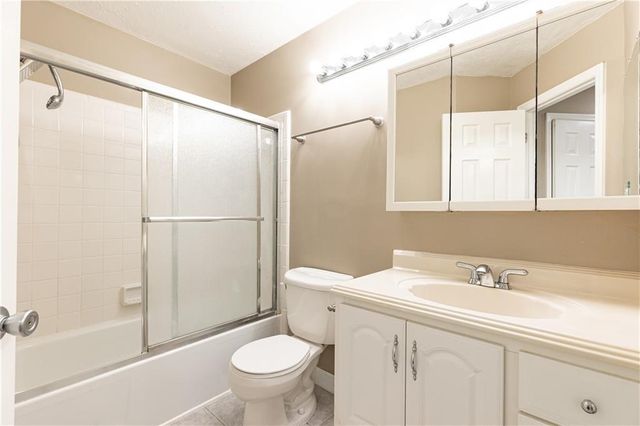 2014 River Heights SE Walk, Marietta, GA 30067